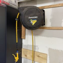 Husky Airline Hose Retractable Reel 50ft