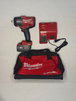 NEW Milwaukee M18 FUEL 1/2” High Torque Impact Wrench Kit XC5.0 Battery Charger Bag