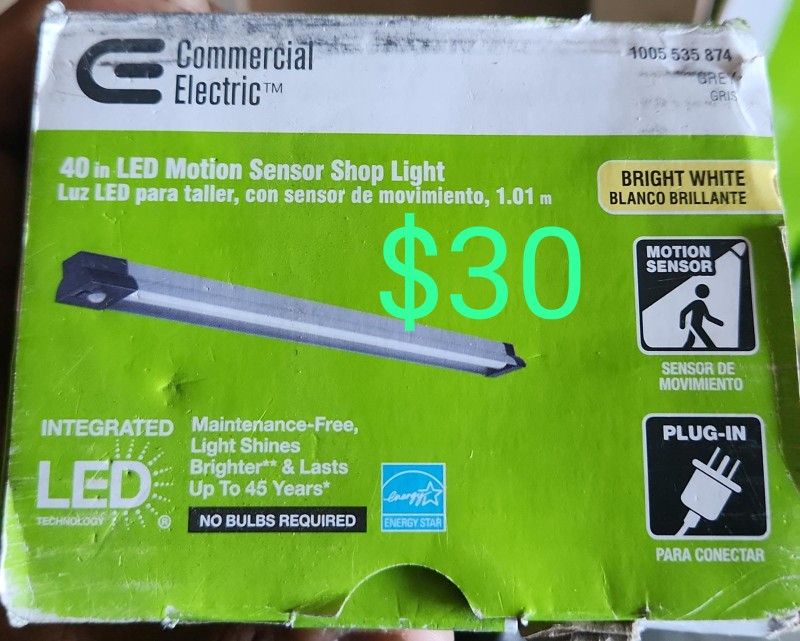 40inch Motion Sensor Shop Light Plug In