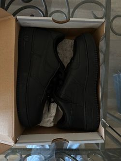 Black Nike Air Force 1 Low sneakers