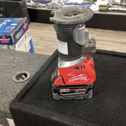 Milwaukee Tools Router 