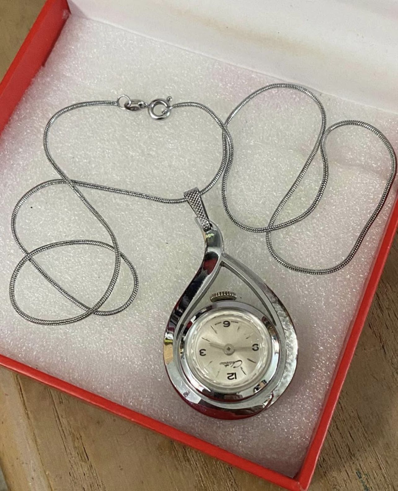 Cadena 28 Kt Gold Filled Dije Reloj Joya Antigua