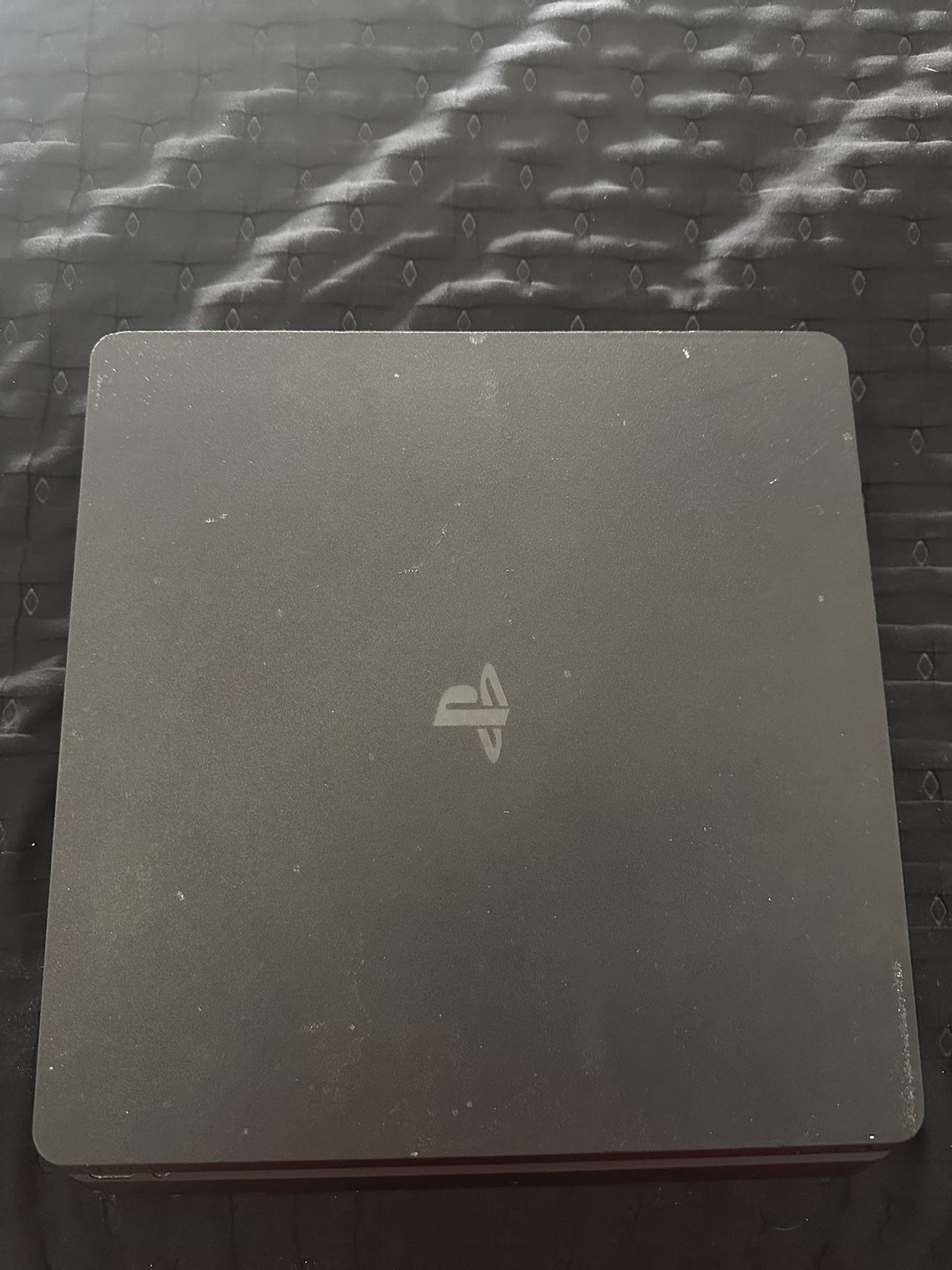 PS4 Slim