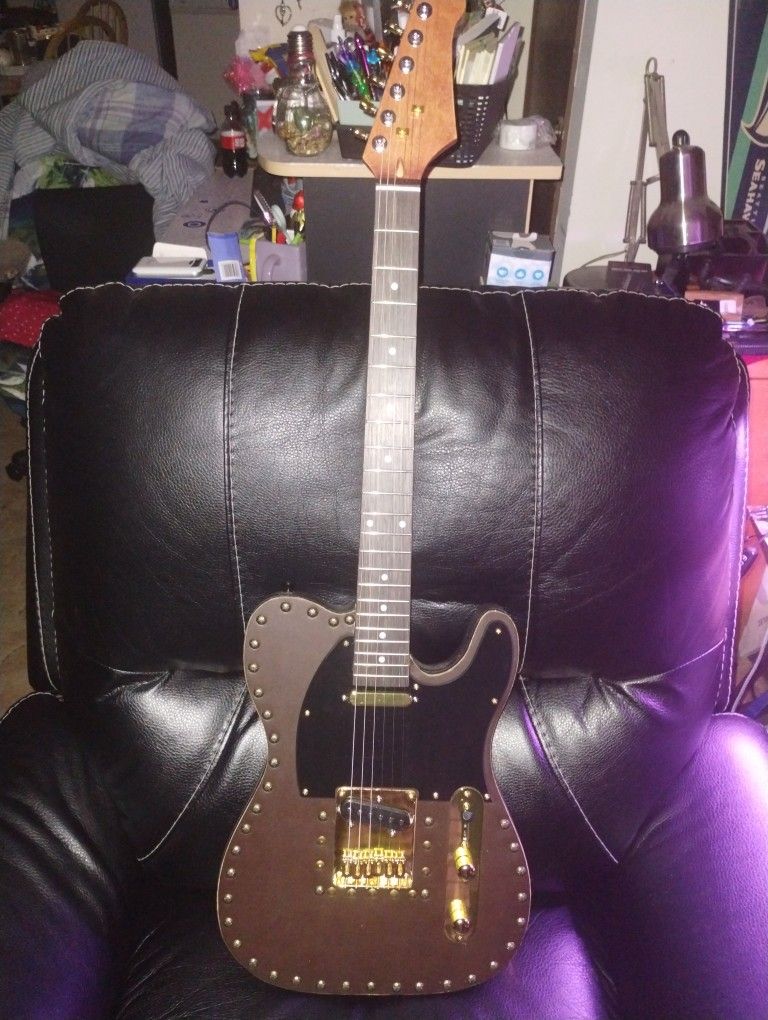 Telecaster Style Guitar.