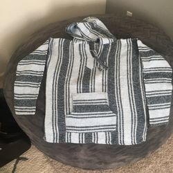 Mexican Hoodie Pullover Brand New Size XL
