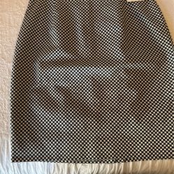 Skirt  New Size 10