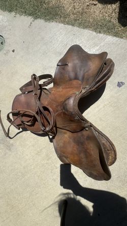 Antique women’s saddle