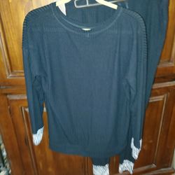 Black Knit 2 PC Set W/tiger Stripe Trim. Sz L, NEW
