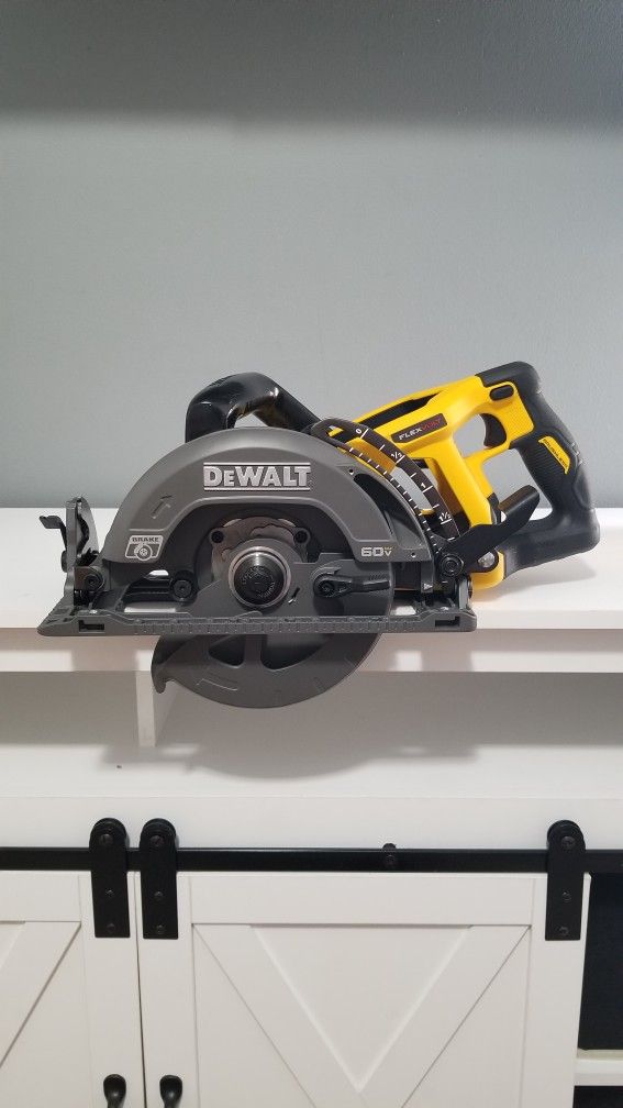 Dewalt 60v 7-1/4" Circular Saw TOOL ONLY NEW