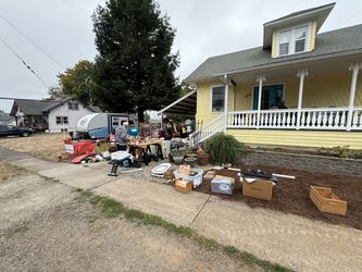 Multi Family Garage Sale!