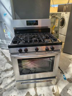 Frigidaire Stove gas