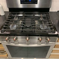 30” Samsung Gas Range