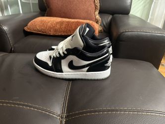 Air Jordan 1 Low Concord