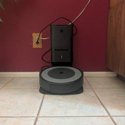 iRobot Roomba Robot Vacuum Model ADE N1