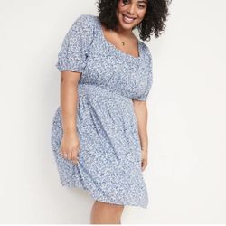 NWT OLD NAVY floral smocked waist defined puff sleeves Size Medium 