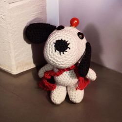 Crochet snoopy keychain