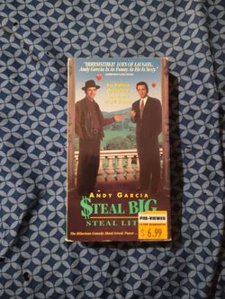 Steal big steal little    VHS 📼