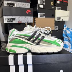 Real Green Adidas Jellyfish Size: 10.5