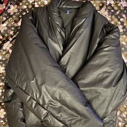 Yeezy Puffer 