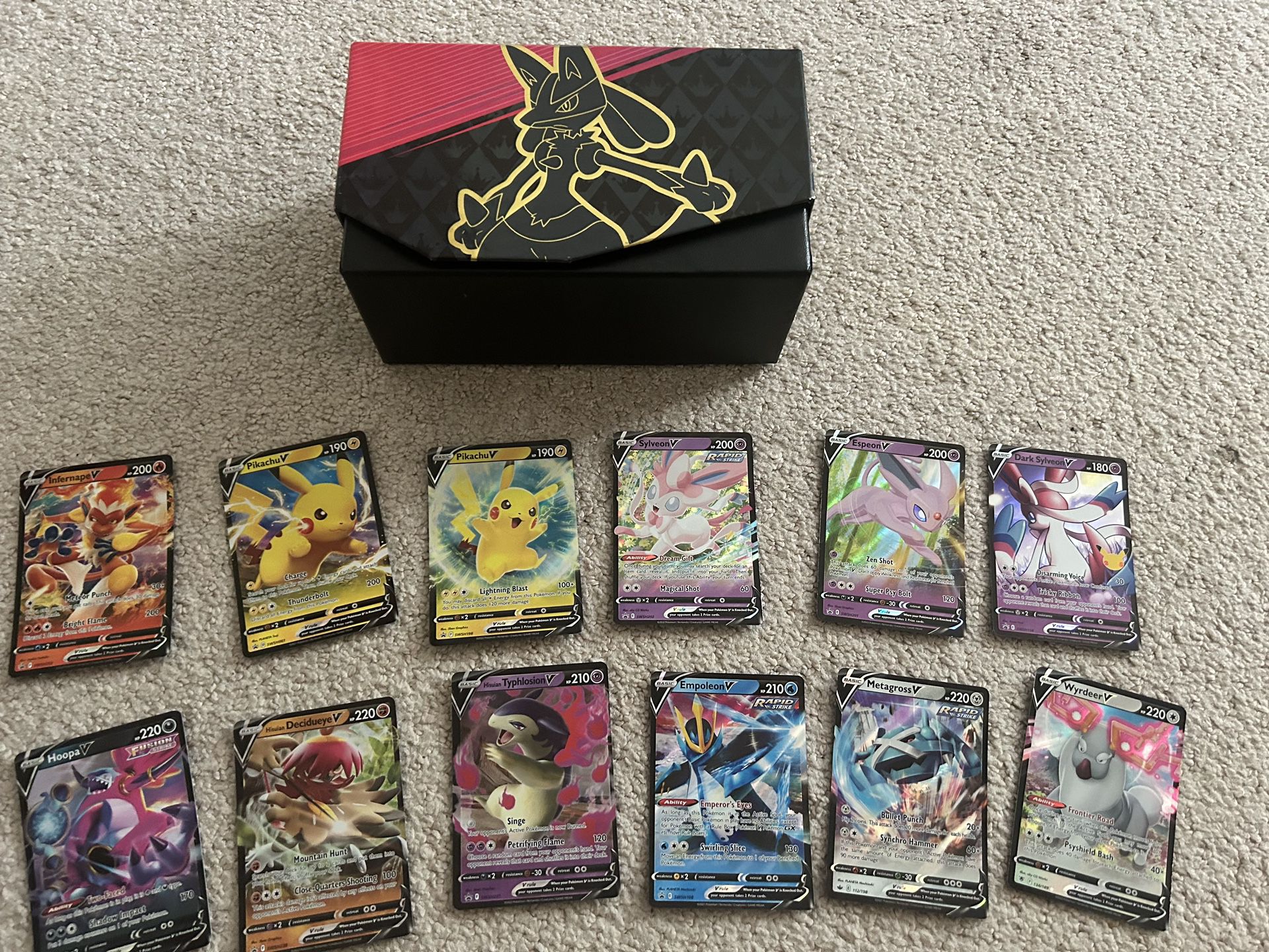 Pokémon Cards  Box 