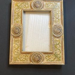 ornate gesso mirror frame