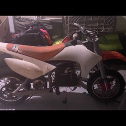 Razor Dirtbike 