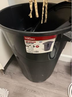 32 gallon trash can used to store kit equip
