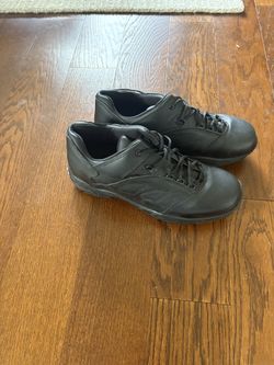 Black Redbox Work Shoe