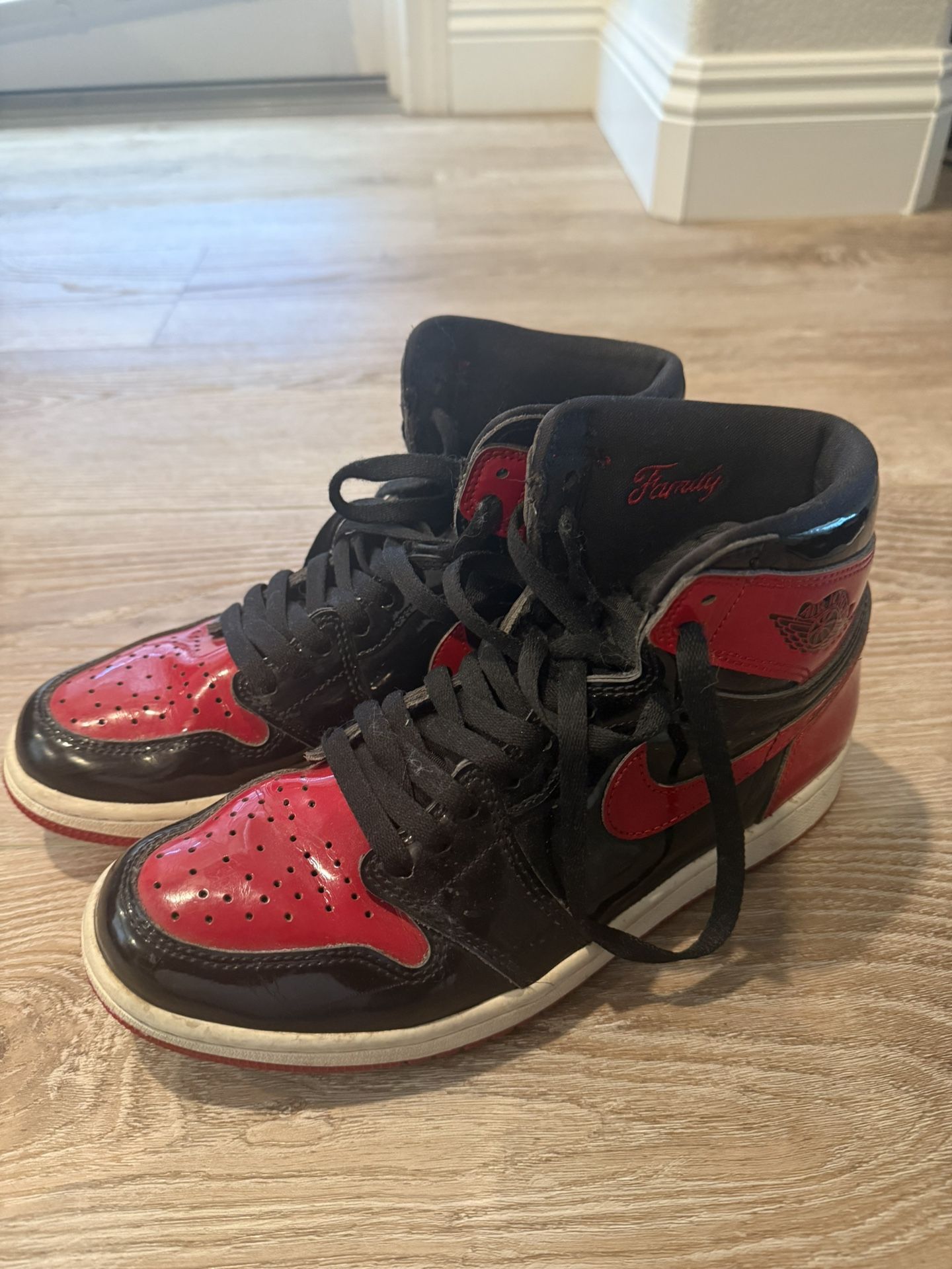 Jordan 1 High Retro OG Patent Bred
