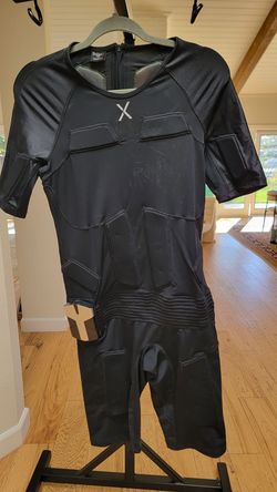 Balanx EMS Training Suit – Men’s L – Full Body Electro-Muscle Stimulation