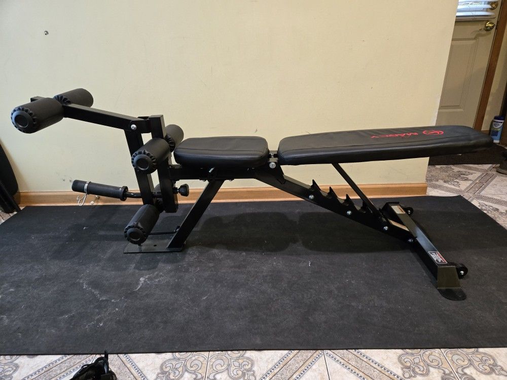 Marcy Deluxe Utility Bench FID Weight Bench