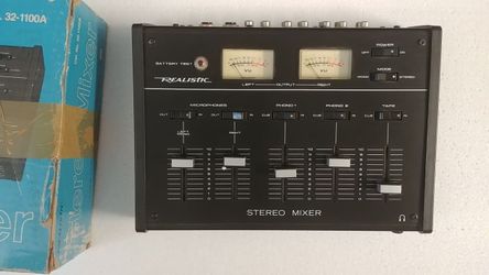 Realistic Stereo Mixer 32-1100a