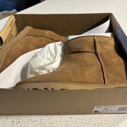 UGG BOOTS MINI