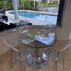 Calligaris Table & 4 Chairs Sef