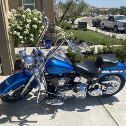 Harley Davidson Motorcycle (metallic blue)