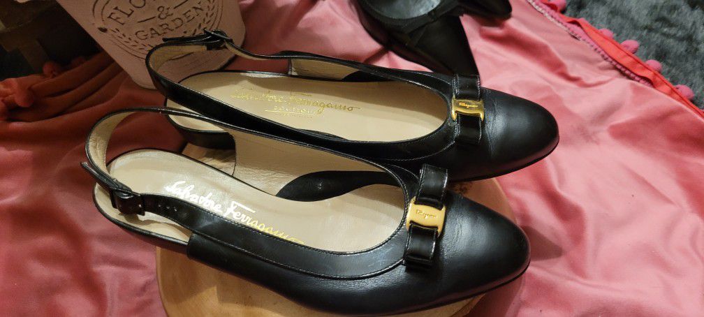 Authentic Salvatore Ferragamo Black Leather Bow Front Sling Backs Size 6.5 Sells For Over $500 NEW 