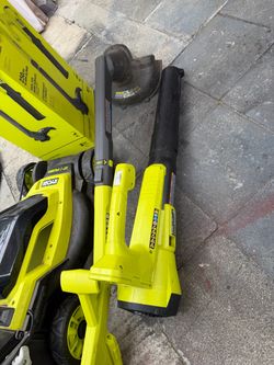 Ryobi lawnmower, trimmer and blower set