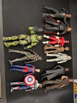 Mixed Action Figure Lot – Marvel, Halo & More