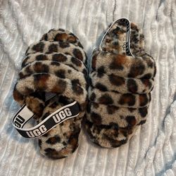 Ugg Fluff Yeah Slides