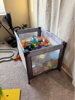 Play pen