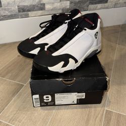 Air Jordan 14 Retro Black Toe 2014 Size 9
