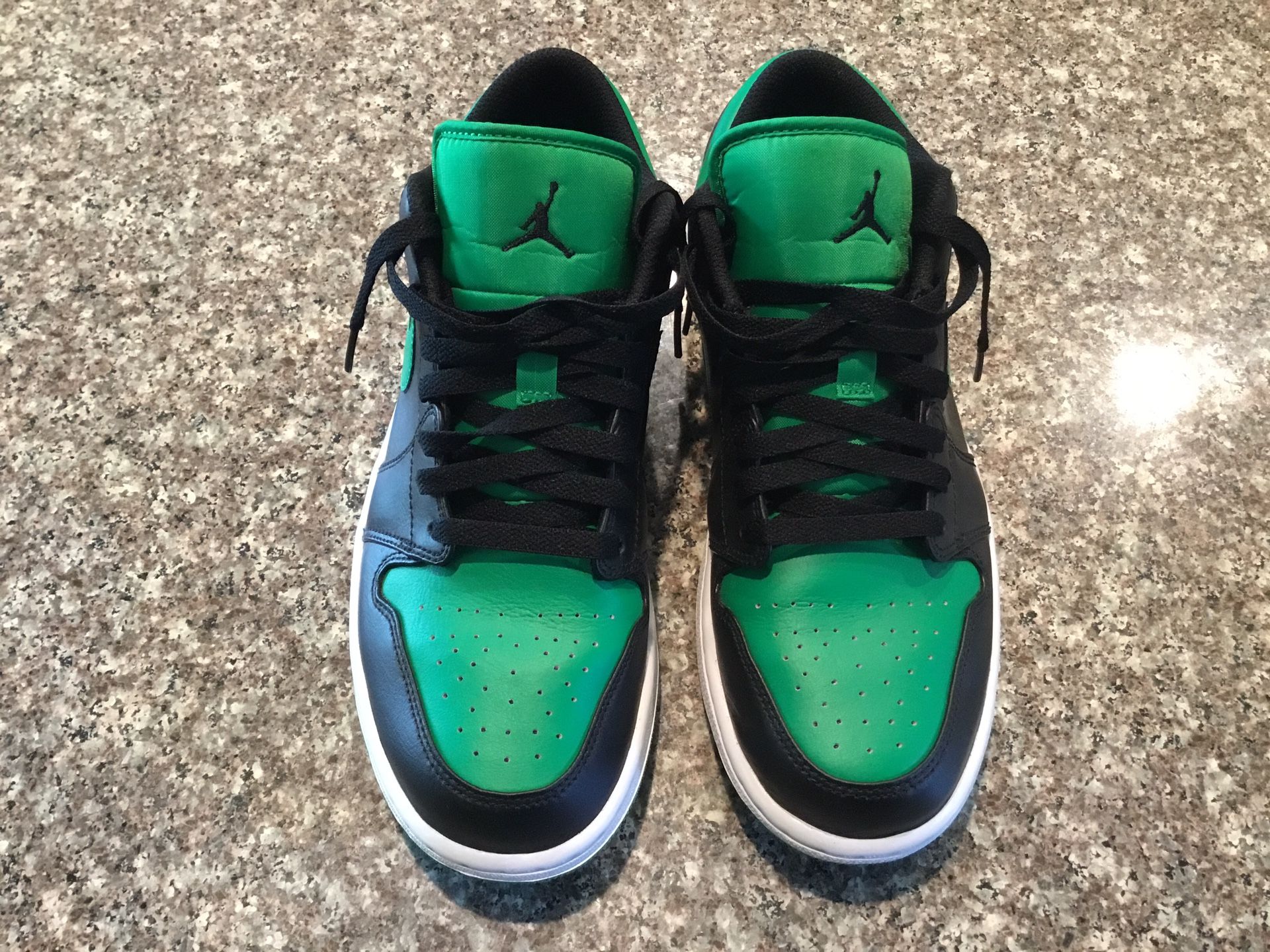 New Nike Air Jordan 1 Low Lucky Green 