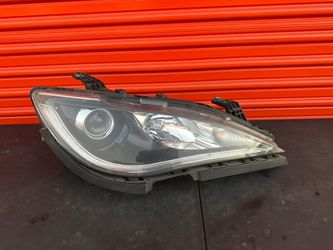 2017-2018-2019 Chrysler Pacifica Headlight Led RH Oem
