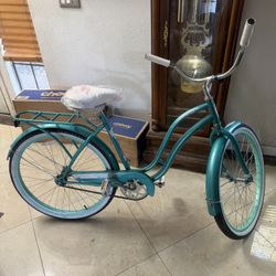 New 26” Schwinn Ladies Beach Cruiser $50