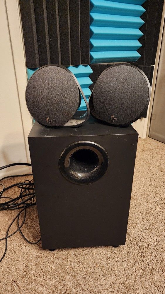 Logitech G560 RGB speakers