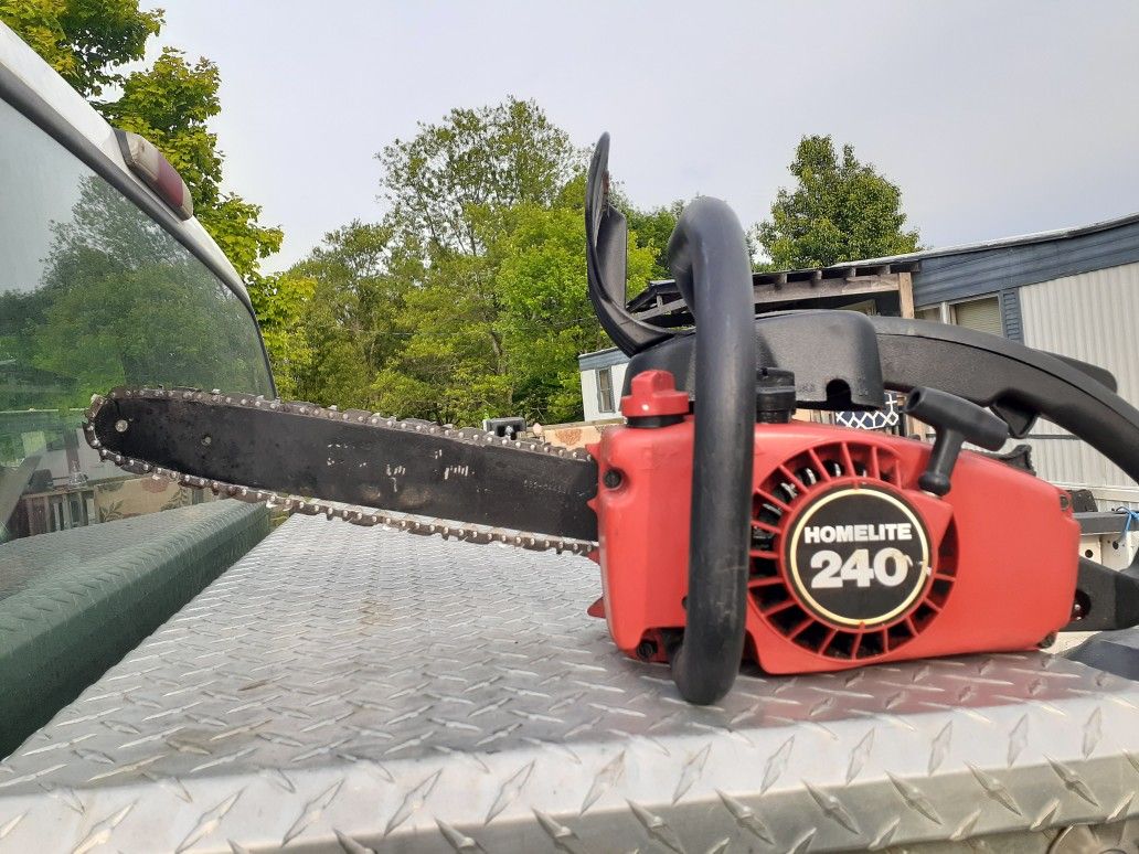 Homelite 240 Chain Saw
