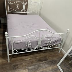 Free Queen Bed Frame 