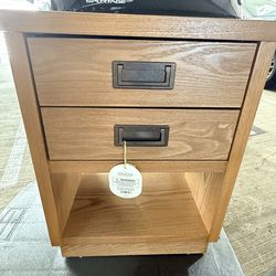 Modern Wood Nightstand / Side Table with Drawers – Like New