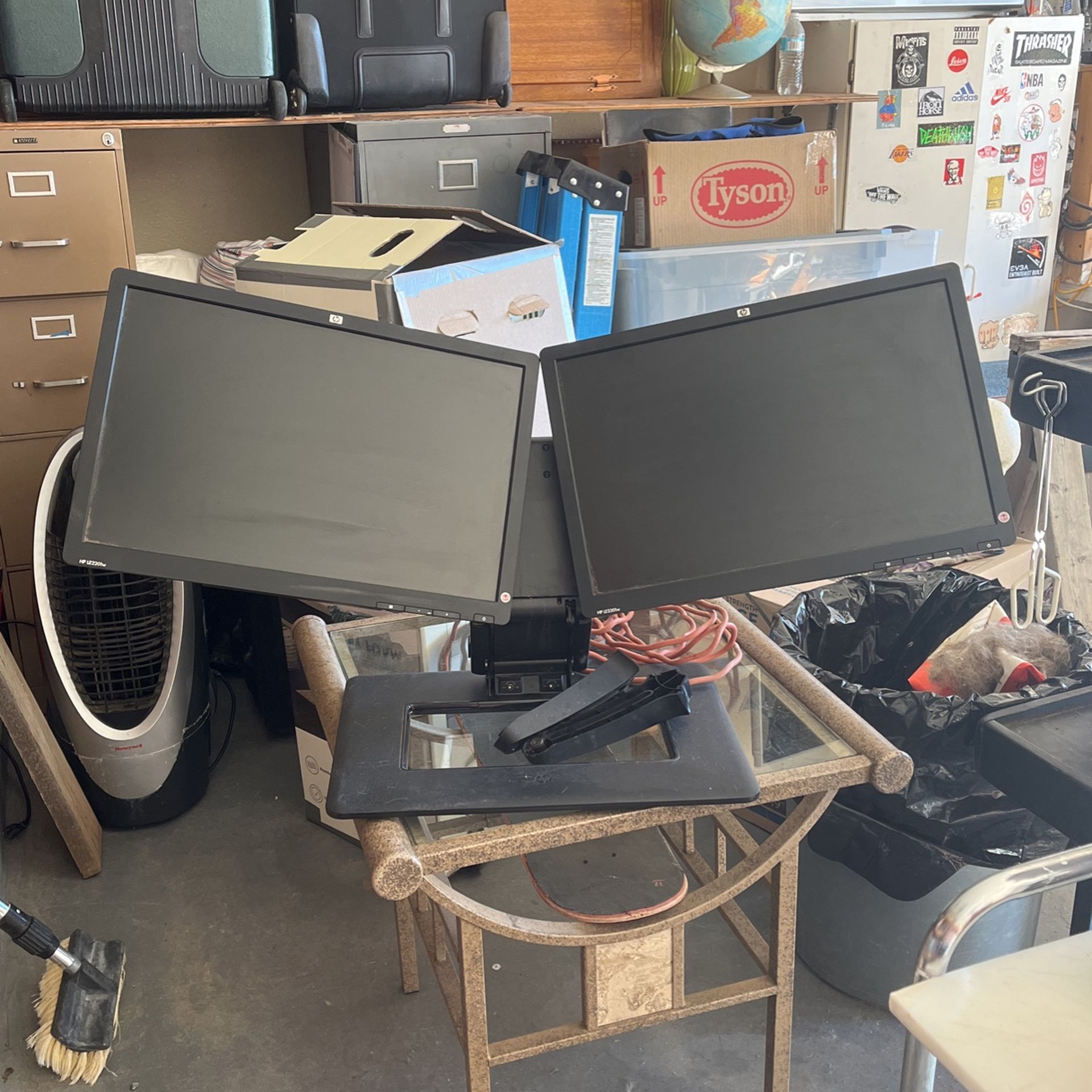 HP LE2201w Dual PC Monitors