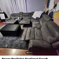 Power Reclining Sectional Couch 